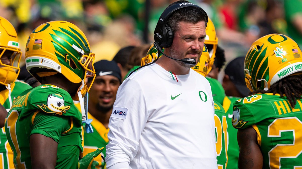 Oregon football HC Dan Lanning gives mixed injury update before Oklahoma State showdown