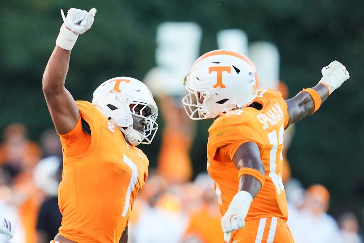 Tennessee football LB Arion Carter, Kentucky RB Seth McGowan are game-time decisions