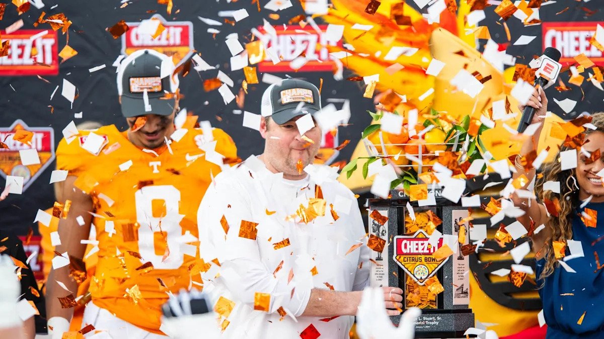 No. 24 Tennessee trying to build off CFP berth with new QB in Josh Heupel’s 5th season