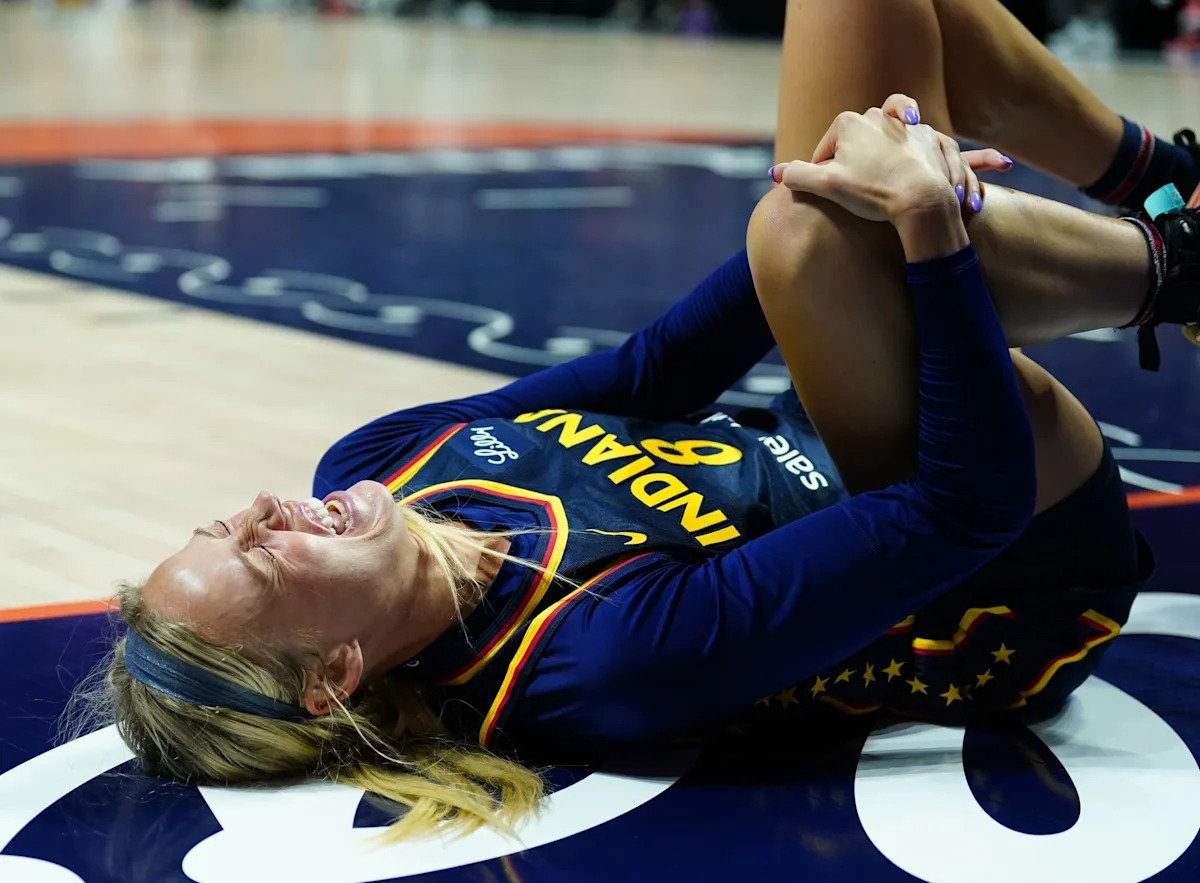 Sophie Cunningham injury update: Fever G has knee injury, knocked from Sun game
