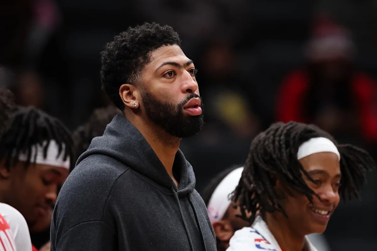 Anthony Davis airs grievances about end of Lakers, Pelicans tenures in Draymond Green podcast Anthony Davis airs grievances about end of Lakers, Pelicans tenures in Draymond Green podcast