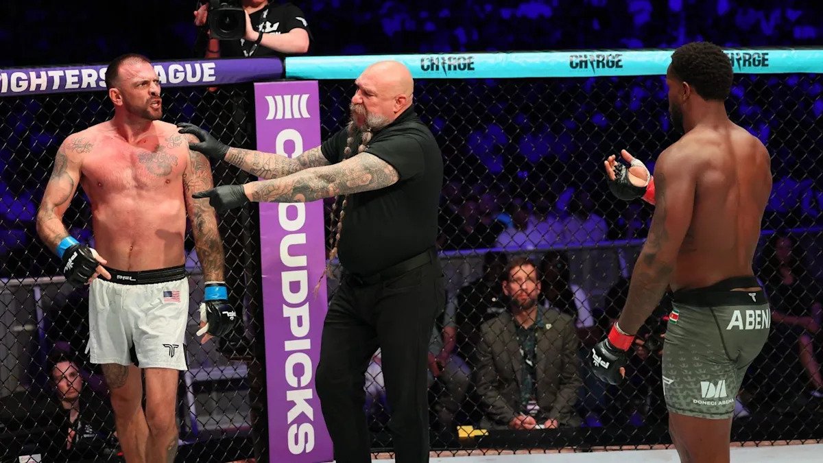 Schilling quits 37 seconds into return after headbutt Schilling quits 37 seconds into return after headbutt