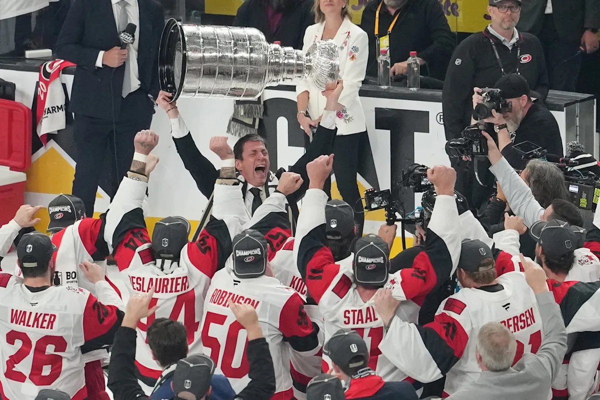 Flyers Legend Rod Brind’Amour Joins Exclusive Company in NHL History Flyers Legend Rod Brind’Amour Joins Exclusive Company in NHL History