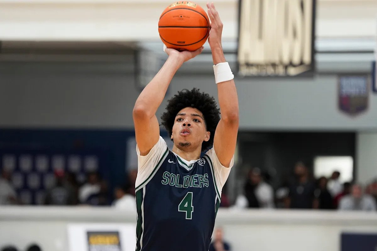 Kentucky basketball recruiting 2026: Wildcats leading the way for top-ranked Tyran Stokes? Kentucky basketball recruiting 2026: Wildcats leading the way for top-ranked Tyran Stokes?