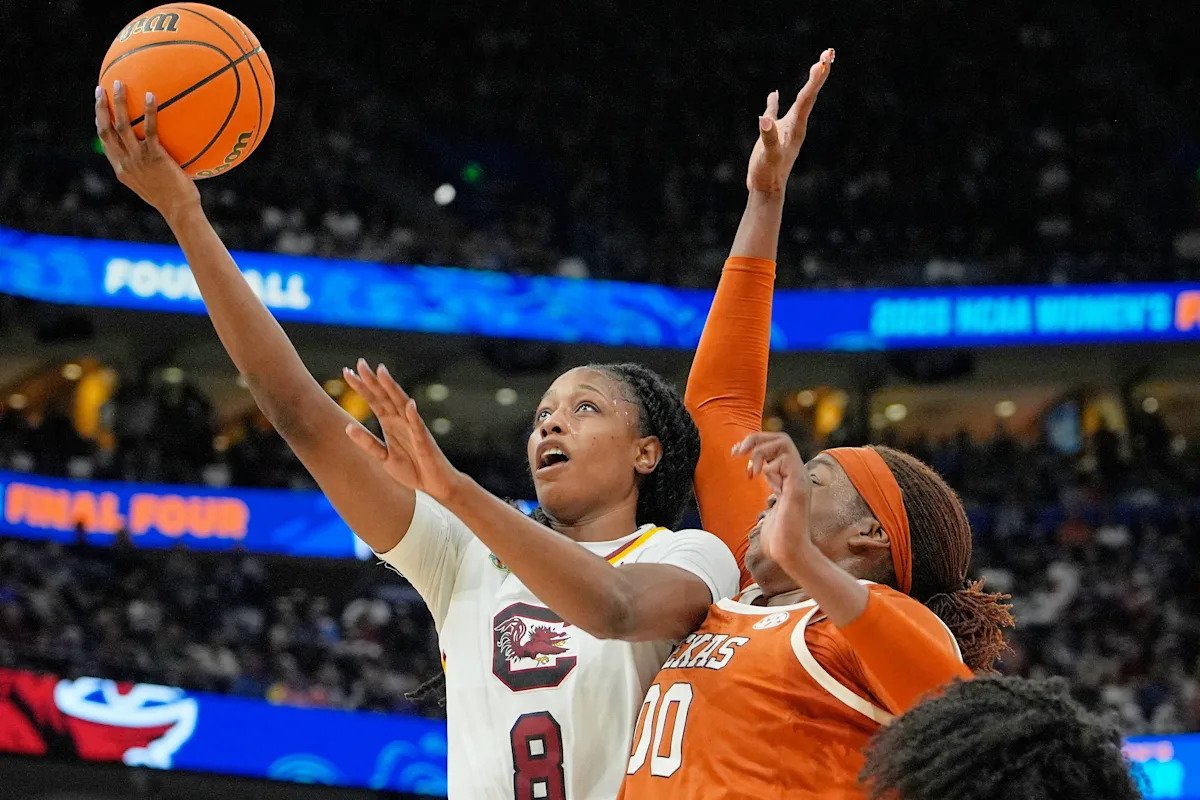 Dawn Staley, South Carolina prepare for season without Chloe Kitts: ‘We’re unafraid’