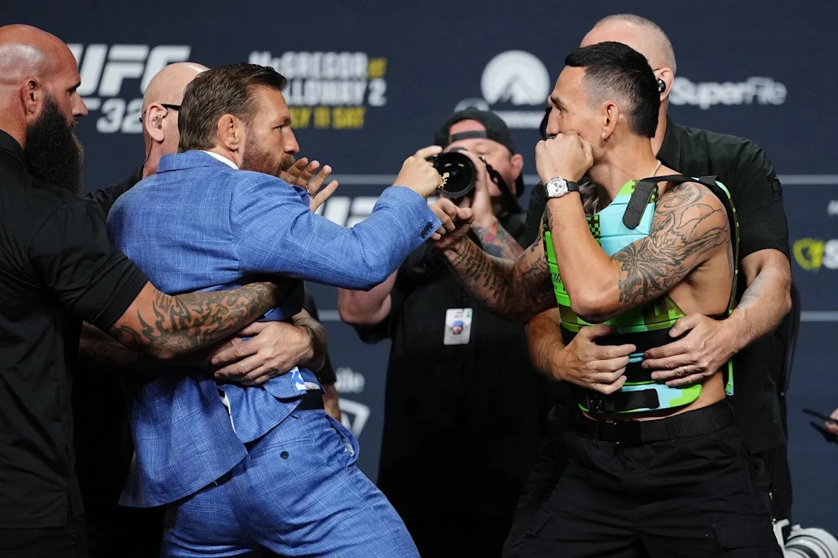Conor McGregor and Max Holloway’s verbal jabs go viral as build-up to UFC 329 intensifies Conor McGregor and Max Holloway’s verbal jabs go viral as build-up to UFC 329 intensifies