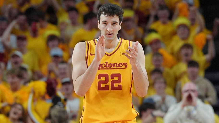 A quick commitment would be best for Kentucky in the Milan Momcilovic sweepstakes A quick commitment would be best for Kentucky in the Milan Momcilovic sweepstakes