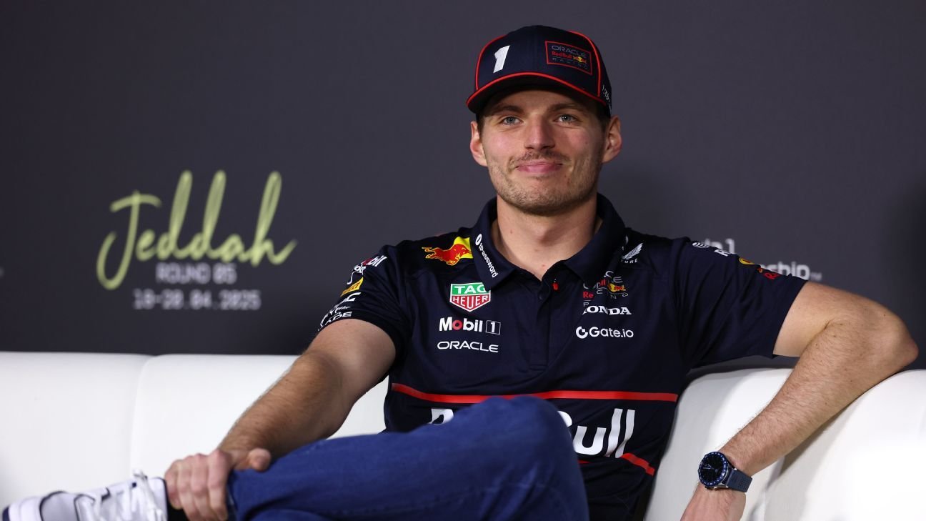 Max Verstappen brushes off Red Bull exit suggestions Max Verstappen brushes off Red Bull exit suggestions