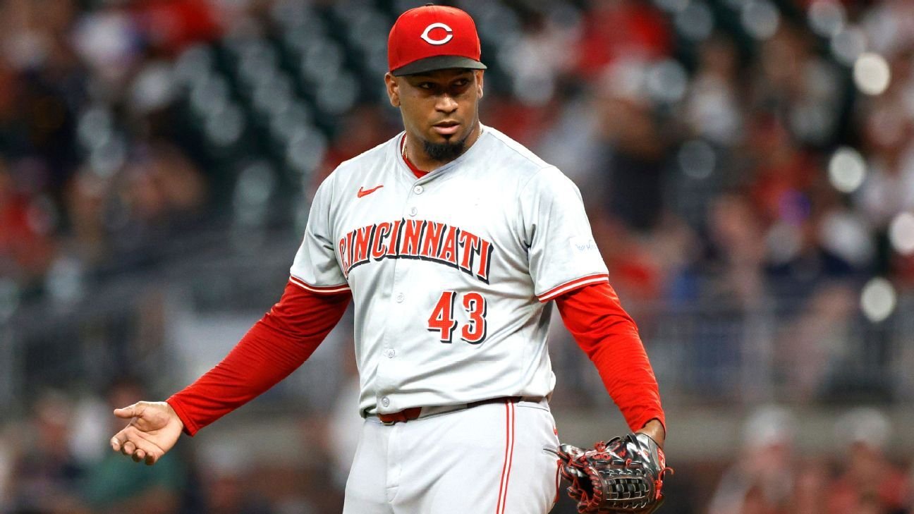 Reds demote struggling ex-closer Alexis Diaz, call up Luis Mey Reds demote struggling ex-closer Alexis Diaz, call up Luis Mey