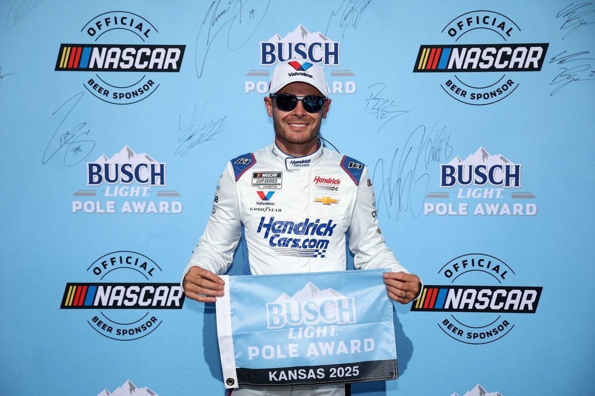 Kyle Larson denies Chris Buescher the NASCAR Cup pole at Kansas Kyle Larson denies Chris Buescher the NASCAR Cup pole at Kansas