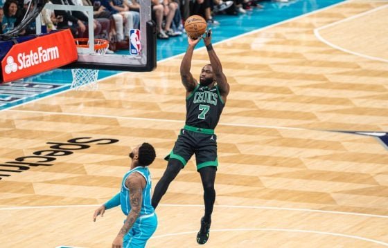 Jaylen Brown, Horford led key pregame meeting Jaylen Brown, Horford led key pregame meeting