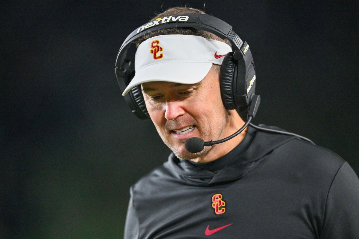 Lincoln Riley Warned About ACC Powerhouse’s Threat For Elite USC Commit Lincoln Riley Warned About ACC Powerhouse’s Threat For Elite USC Commit