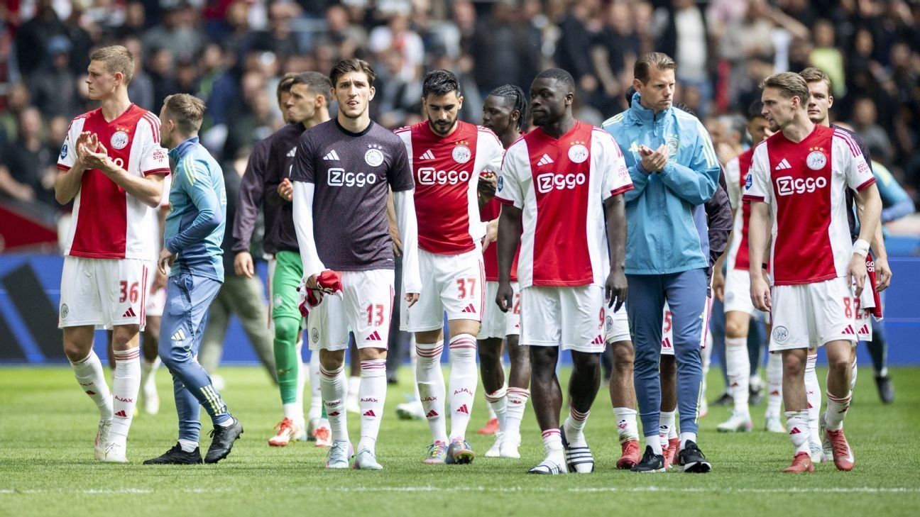 Disbelief and shock in Amsterdam as Ajax’s title collapse sealed Disbelief and shock in Amsterdam as Ajax’s title collapse sealed