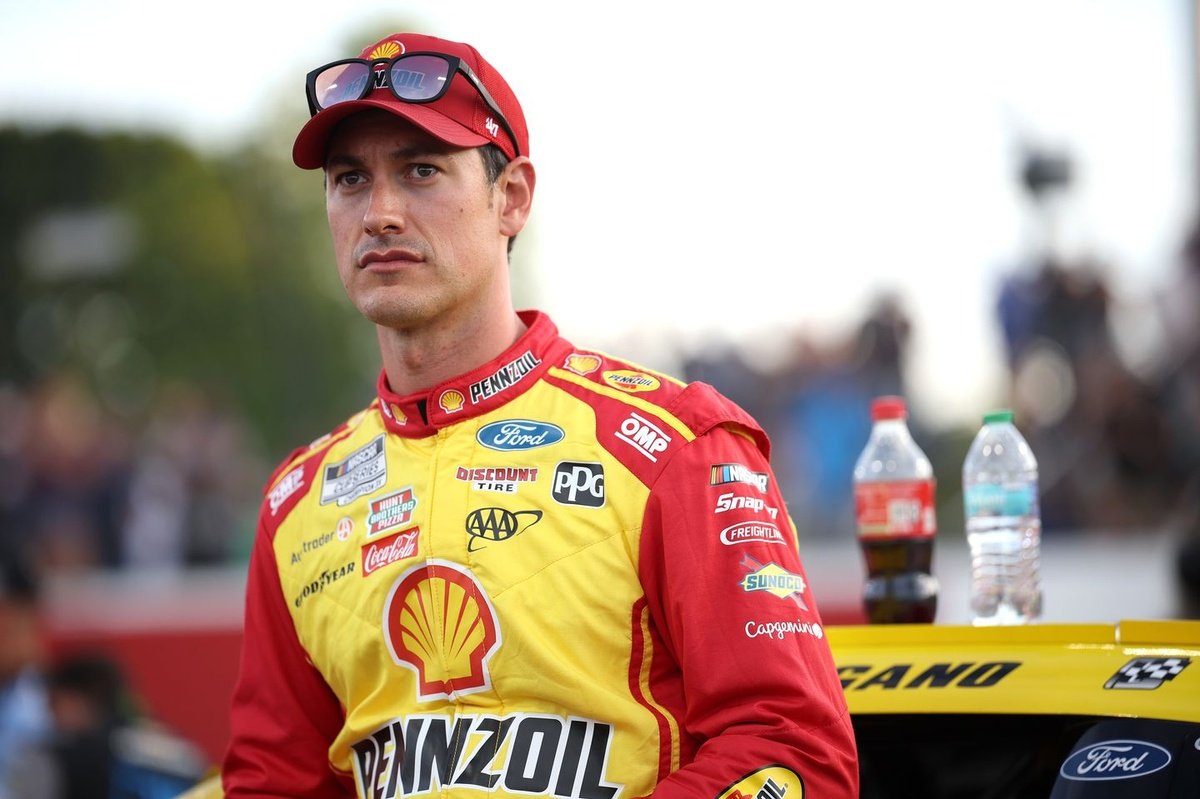 “Pissed off” Joey Logano calls out Bell, ‘gimmick’ All-Star Race caution “Pissed off” Joey Logano calls out Bell, ‘gimmick’ All-Star Race caution