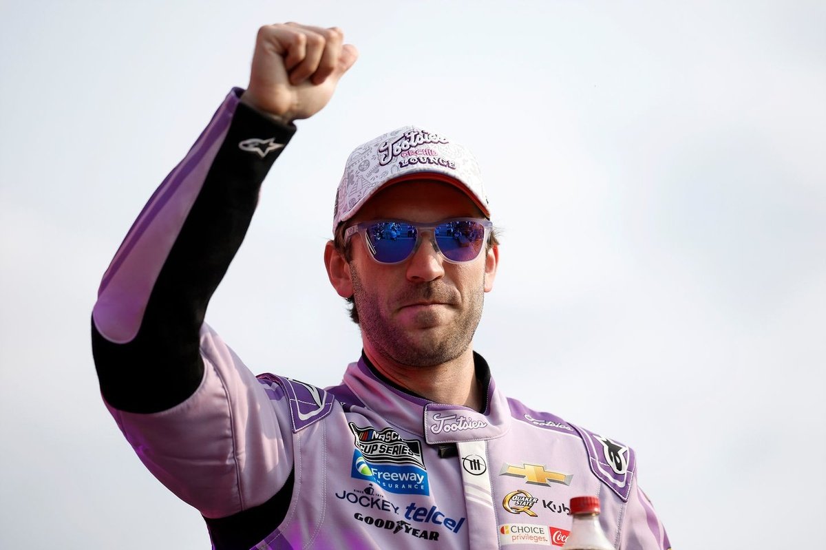 Daniel Suarez supports NASCAR decision to use a podium for Mexico City race Daniel Suarez supports NASCAR decision to use a podium for Mexico City race