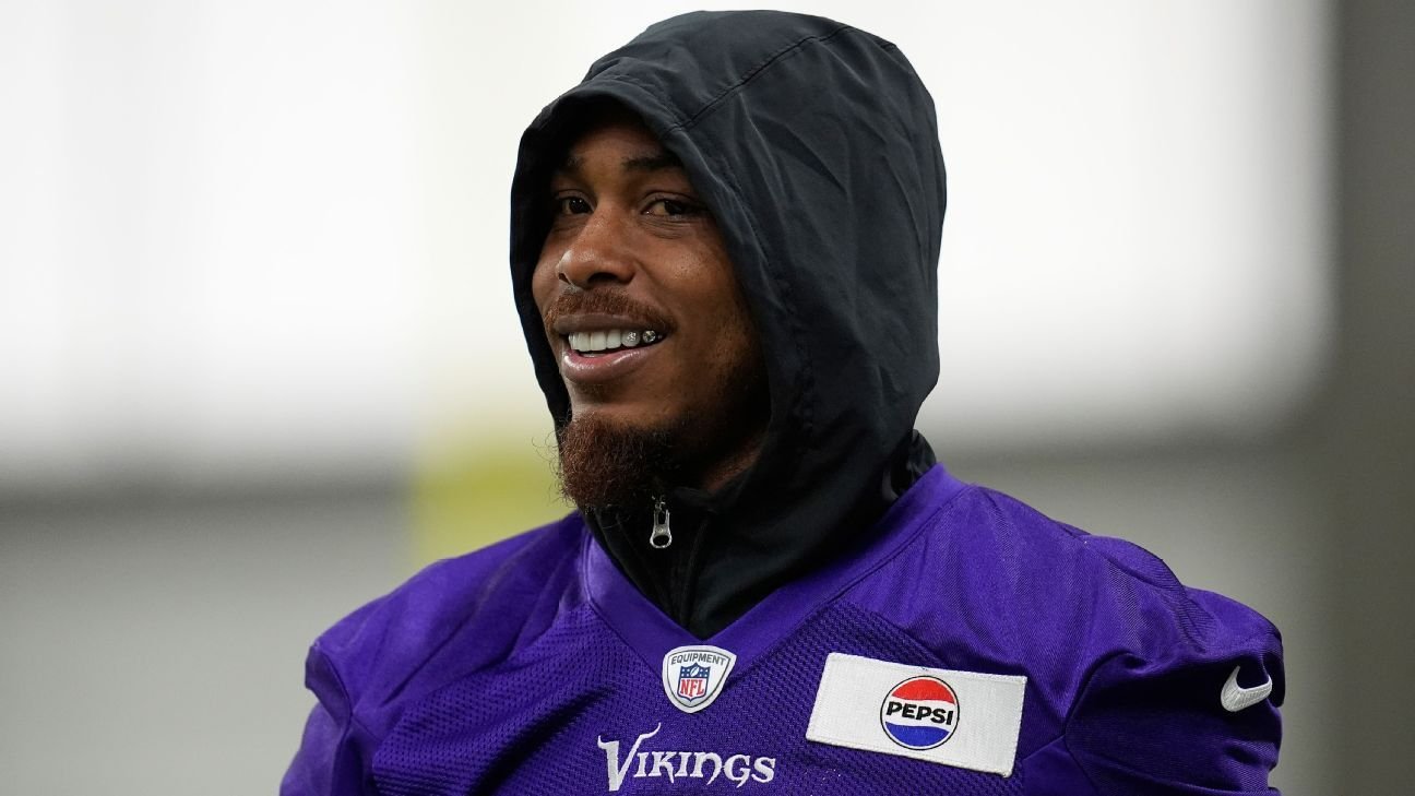 Justin Jefferson at Vikings’ OTAs to jell with J.J. McCarthy Justin Jefferson at Vikings’ OTAs to jell with J.J. McCarthy