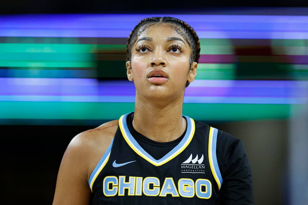Chicago Sky Had Two Words for Angel Reese After Play Against Brittney Griner Chicago Sky Had Two Words for Angel Reese After Play Against Brittney Griner