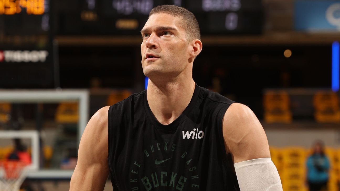 Sources: Brook Lopez signs 2-year, M deal with Clippers Sources: Brook Lopez signs 2-year, M deal with Clippers