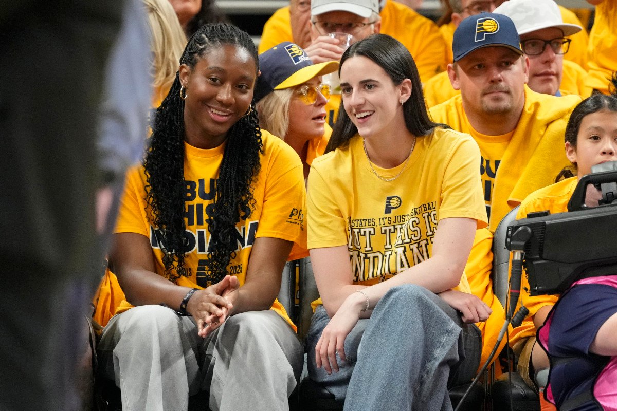 Caitlin Clark Gets Honored Before First-Ever Paige Bueckers Game in WNBA Caitlin Clark Gets Honored Before First-Ever Paige Bueckers Game in WNBA