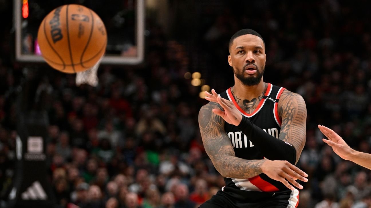 Damian Lillard is latest star to return to old stomping grounds Damian Lillard is latest star to return to old stomping grounds