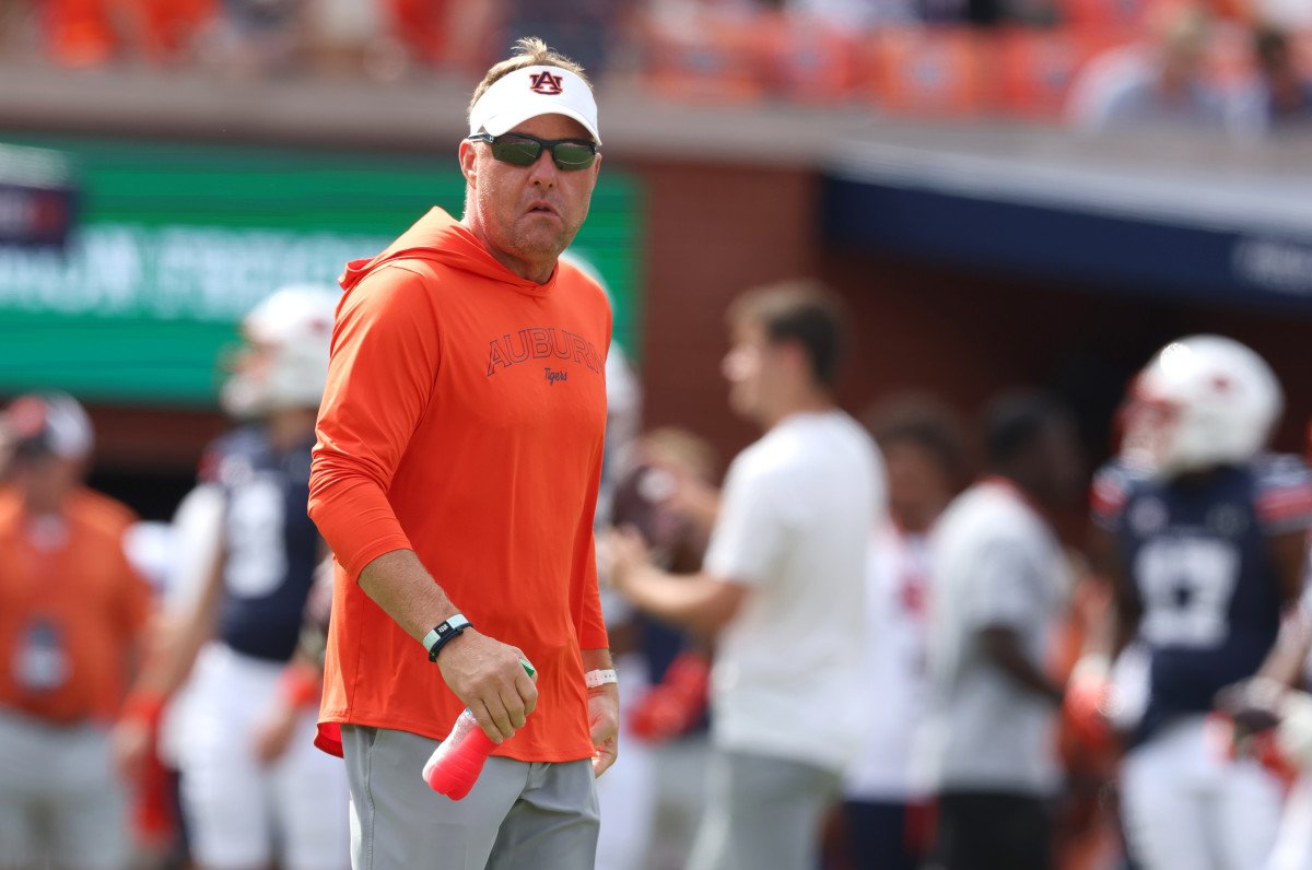 Elite Auburn Target Announces Finalists and Commitment Date Elite Auburn Target Announces Finalists and Commitment Date