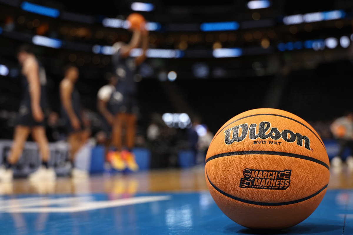 Prayers Pouring In After College Basketball Coach Dies At 34 Prayers Pouring In After College Basketball Coach Dies At 34