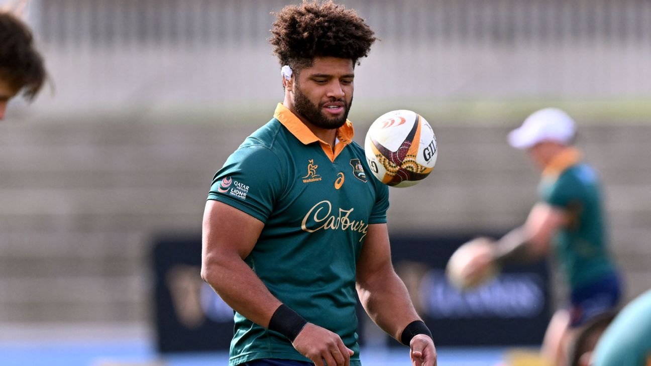 Wallabies tweak forward pack for second British and Irish Lions Test Wallabies tweak forward pack for second British and Irish Lions Test