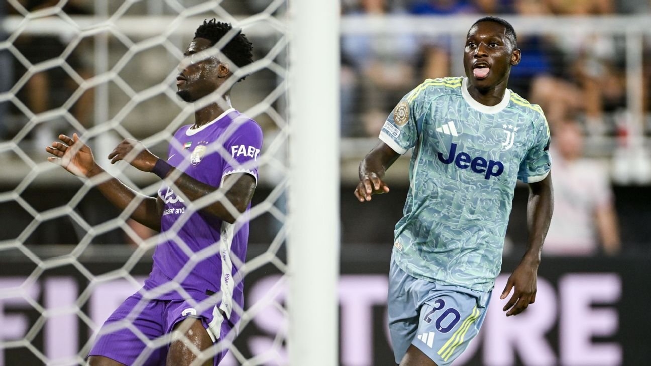 Transfer window weekly: Man United considering Kolo Muani in striker search Transfer window weekly: Man United considering Kolo Muani in striker search