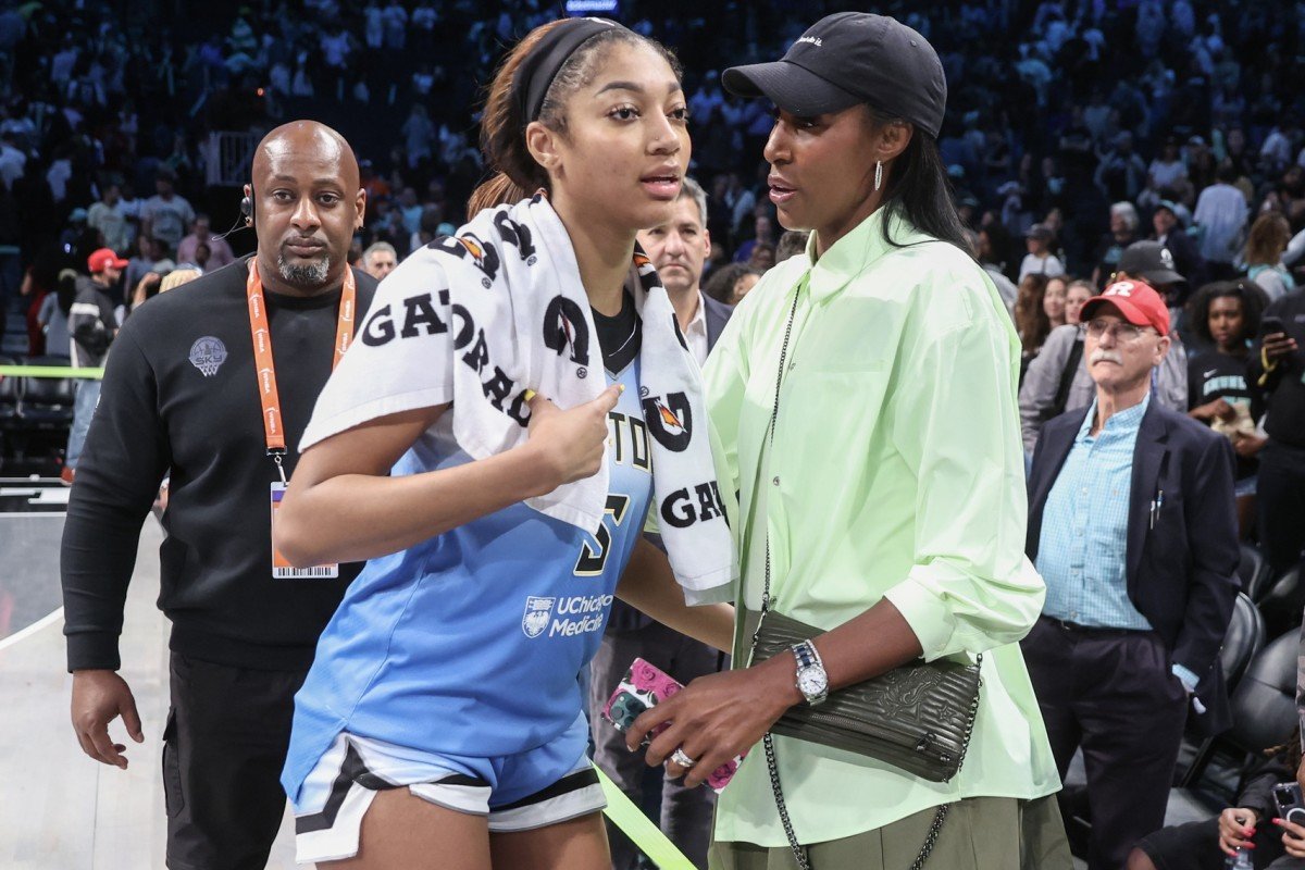 WNBA Legend Lisa Leslie Had Three Words for Angel Reese After Sky’s 16th Loss WNBA Legend Lisa Leslie Had Three Words for Angel Reese After Sky’s 16th Loss