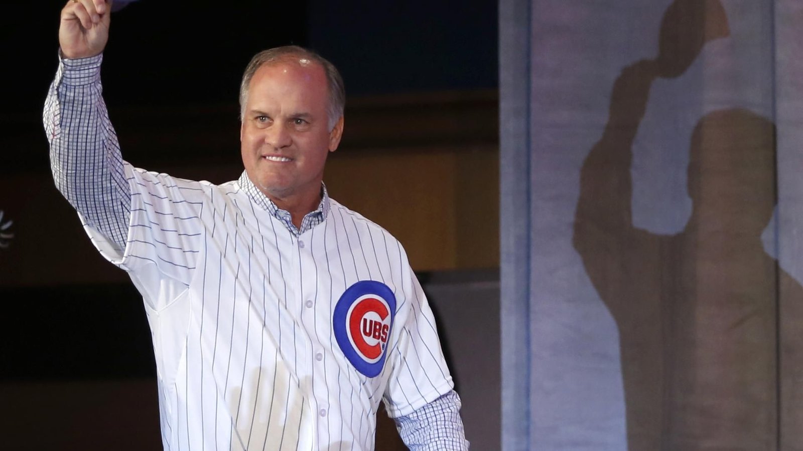 Former Cub Szczur pays tribute to Ryne Sandberg with painting Former Cub Szczur pays tribute to Ryne Sandberg with painting