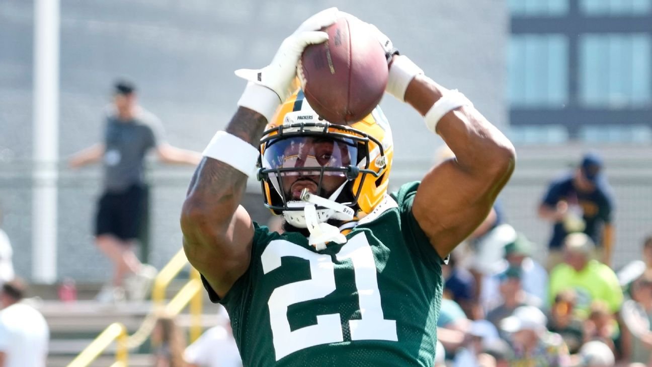 Sources — Packers CB Hobbs has knee scoped, out rest of camp Sources — Packers CB Hobbs has knee scoped, out rest of camp