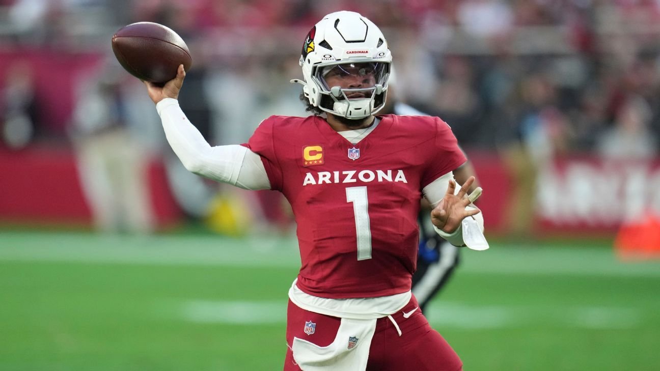 Arizona Cardinals QB Murray, starters to play against Chiefs Arizona Cardinals QB Murray, starters to play against Chiefs
