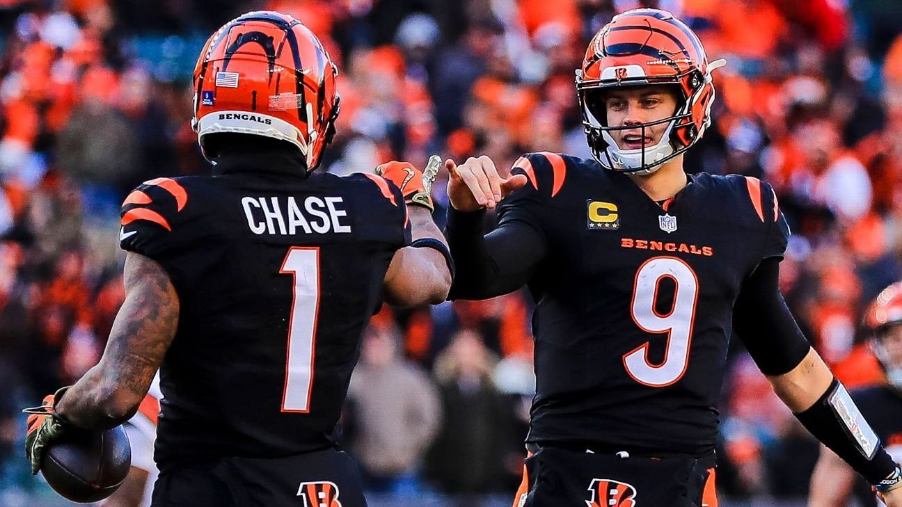 Fantasy football mock draft 2025 – QBs rule in 12-team PPR superflex