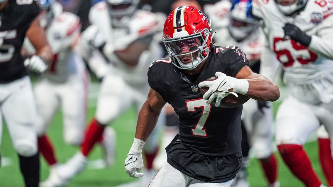 The Ultimate Fantasy Football Cheat Sheet: picks, busts, more The Ultimate Fantasy Football Cheat Sheet: picks, busts, more
