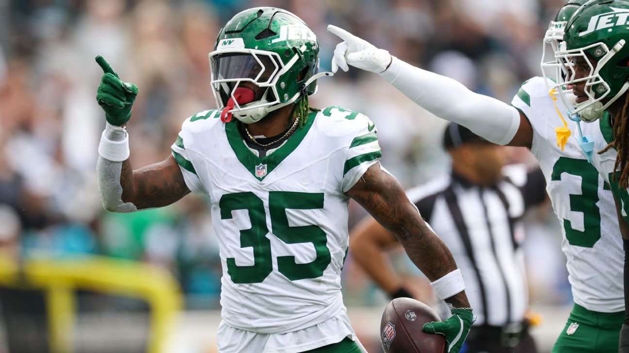 Texans sign Jalen Mills to cover depth issues at safety Texans sign Jalen Mills to cover depth issues at safety