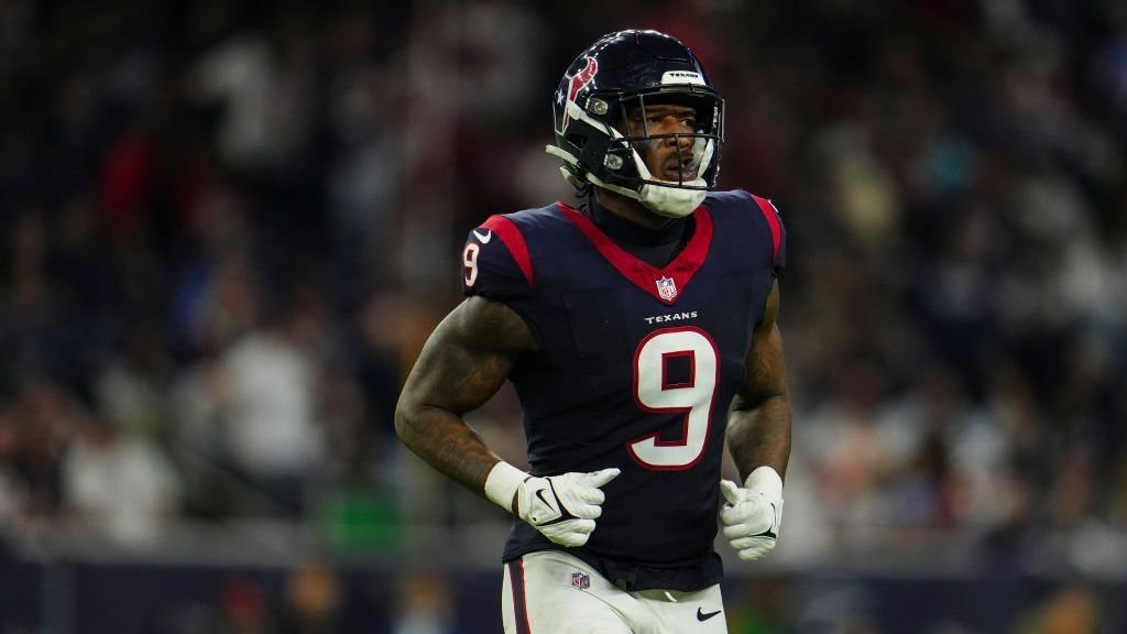 Texans TE Brevin Jordan in tears after suffering leg injury Texans TE Brevin Jordan in tears after suffering leg injury