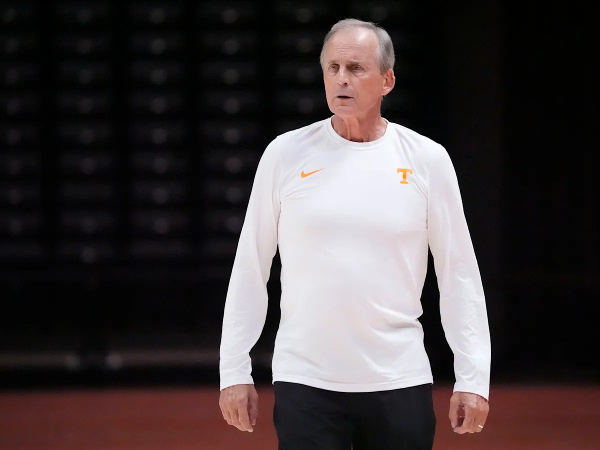 Clarence Massamba arrives to join Tennessee basketball as Vols’ roster is almost complete