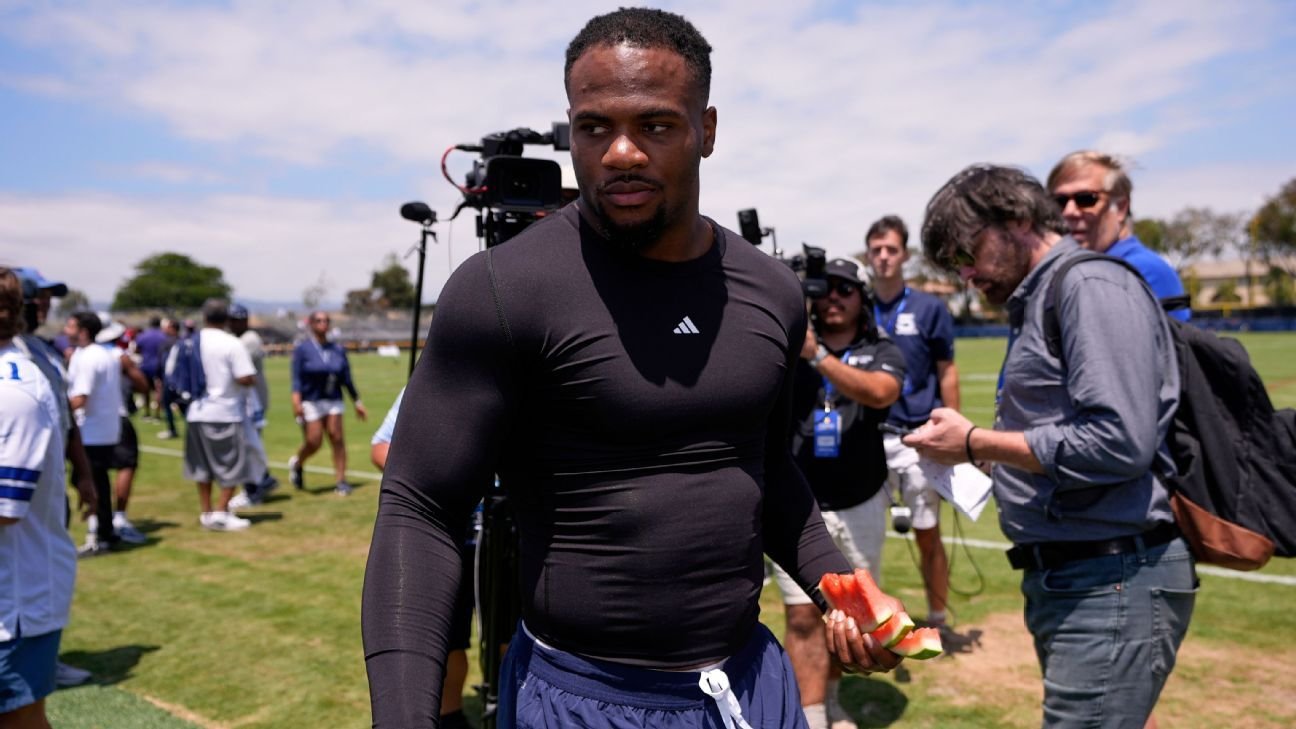 Jerry Jones — Cowboys’ offer to Parsons was richest for non-QB Jerry Jones — Cowboys’ offer to Parsons was richest for non-QB