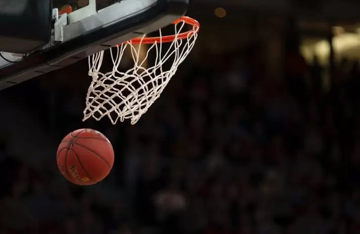 Three-Team Trade Buzz: Suns, Jazz & Hornets