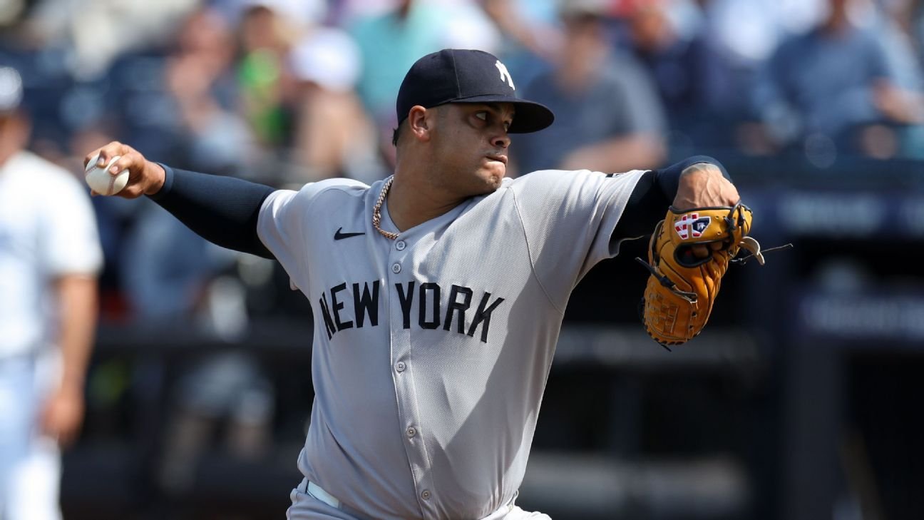 Yankees activate reliever Fernando Cruz after 2-month absence