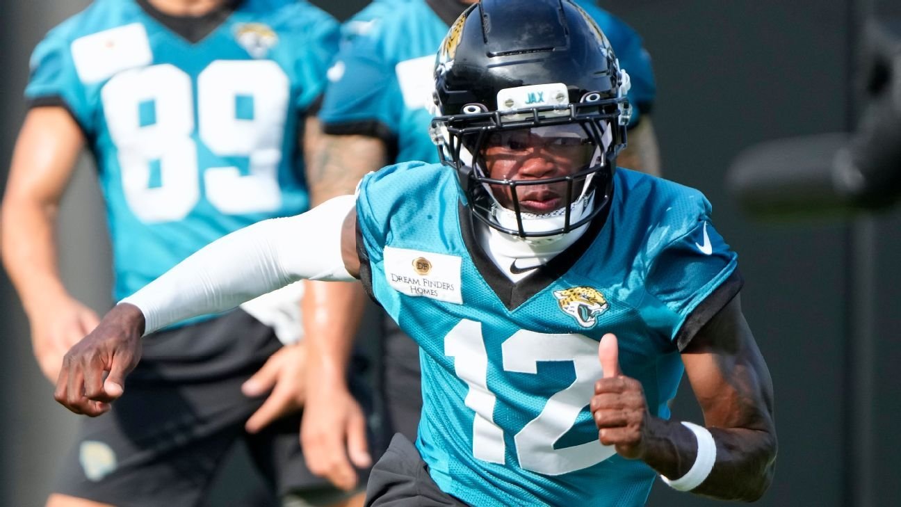 Jaguars’ Hunter ‘rolling full speed,’ OK for Week 1, GM says