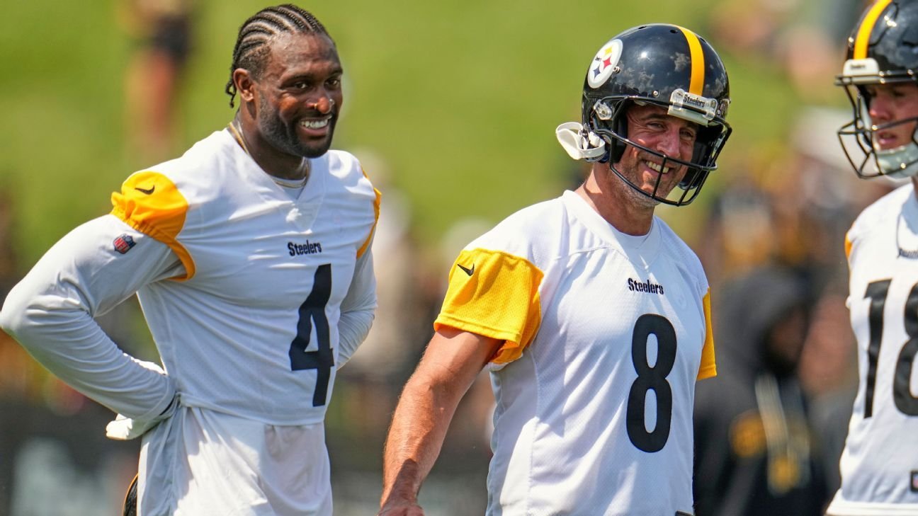Will Rodgers’ connection with Steelers teammates yield wins? Will Rodgers’ connection with Steelers teammates yield wins?