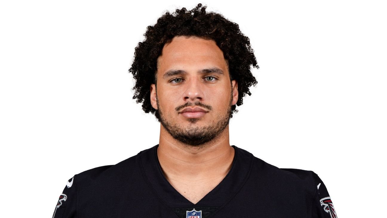 Falcons edge rusher Bralen Trice reinjures knee, placed on IR Falcons edge rusher Bralen Trice reinjures knee, placed on IR