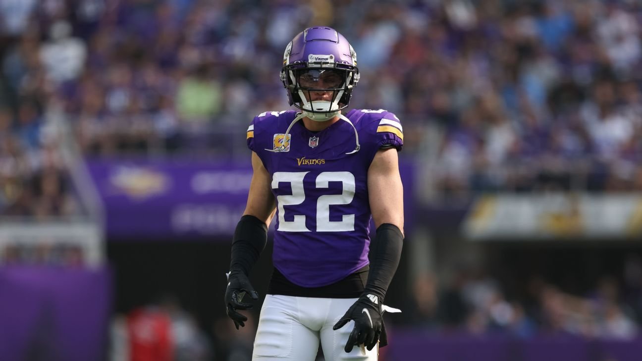 Sources: Vikings’ Smith expected back from health issue Sources: Vikings’ Smith expected back from health issue
