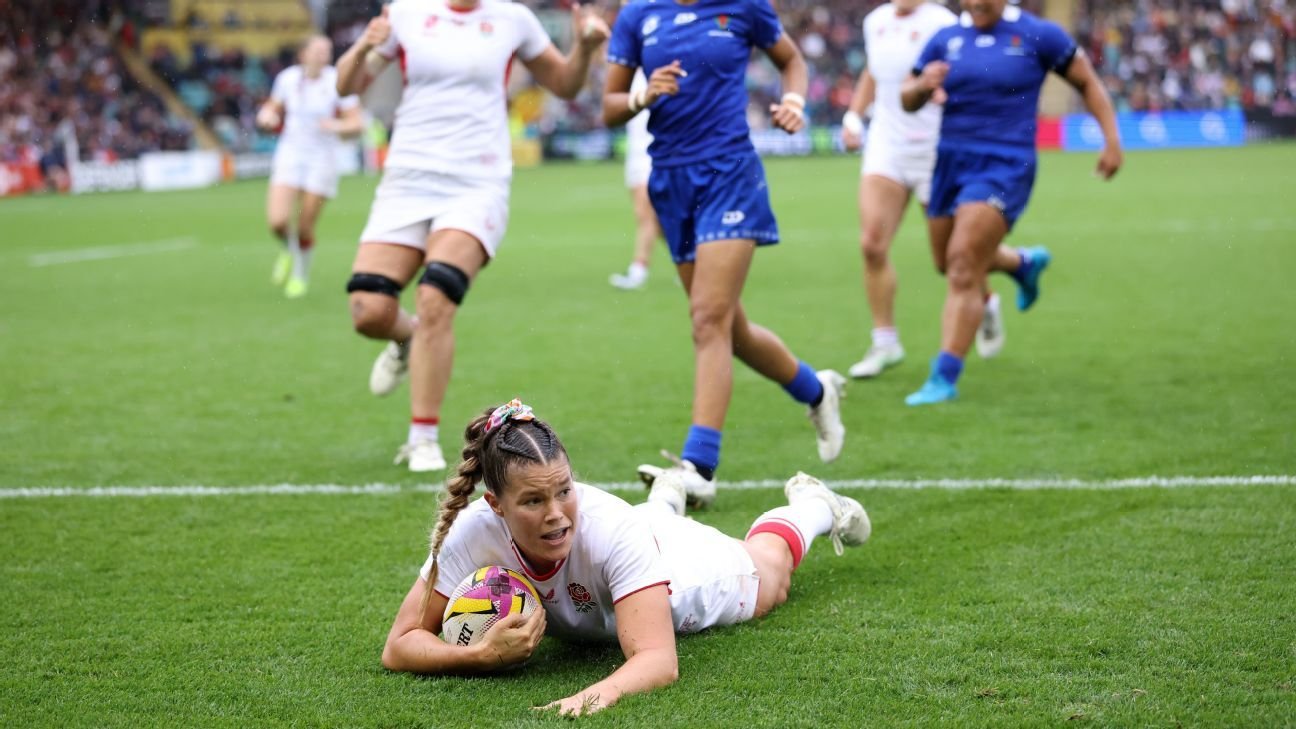 Women’s Rugby World Cup: Breach hat trick helps England to record win Women’s Rugby World Cup: Breach hat trick helps England to record win