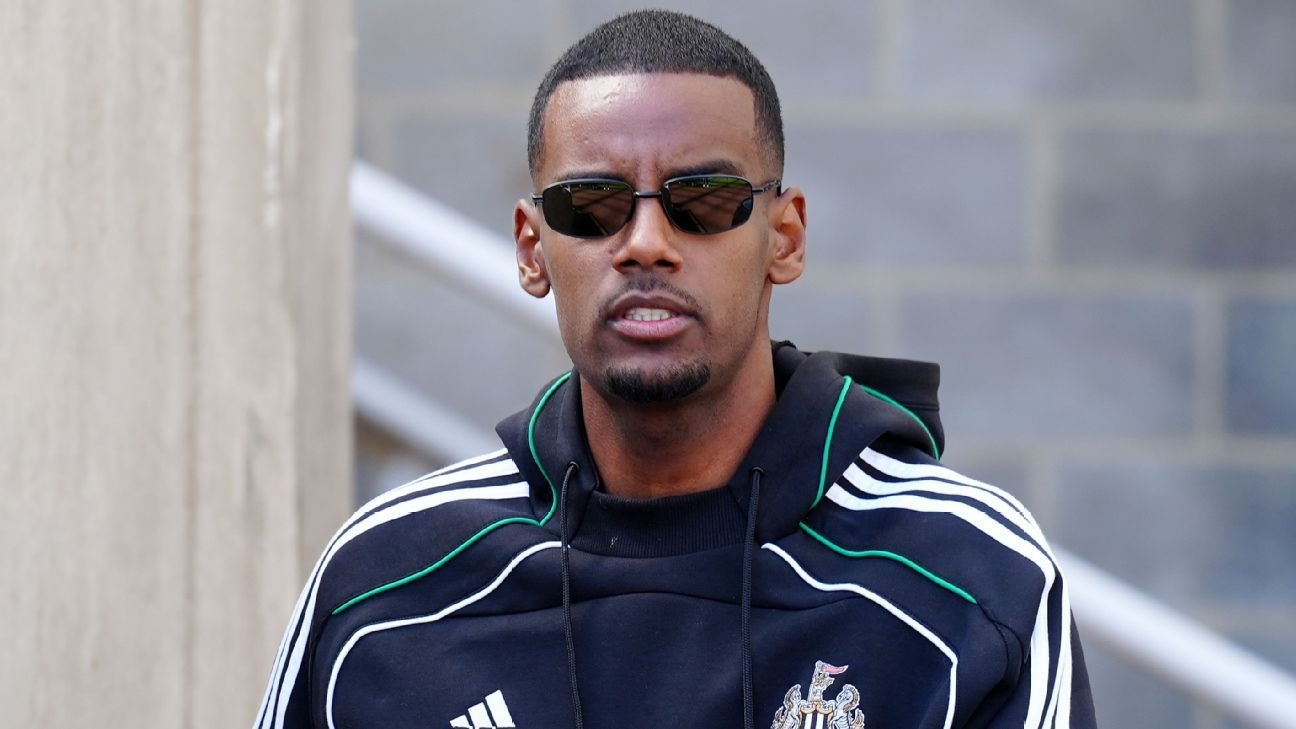 Transfer window weekly: Liverpool eye Isak before deadline? Man United exits? Transfer window weekly: Liverpool eye Isak before deadline? Man United exits?