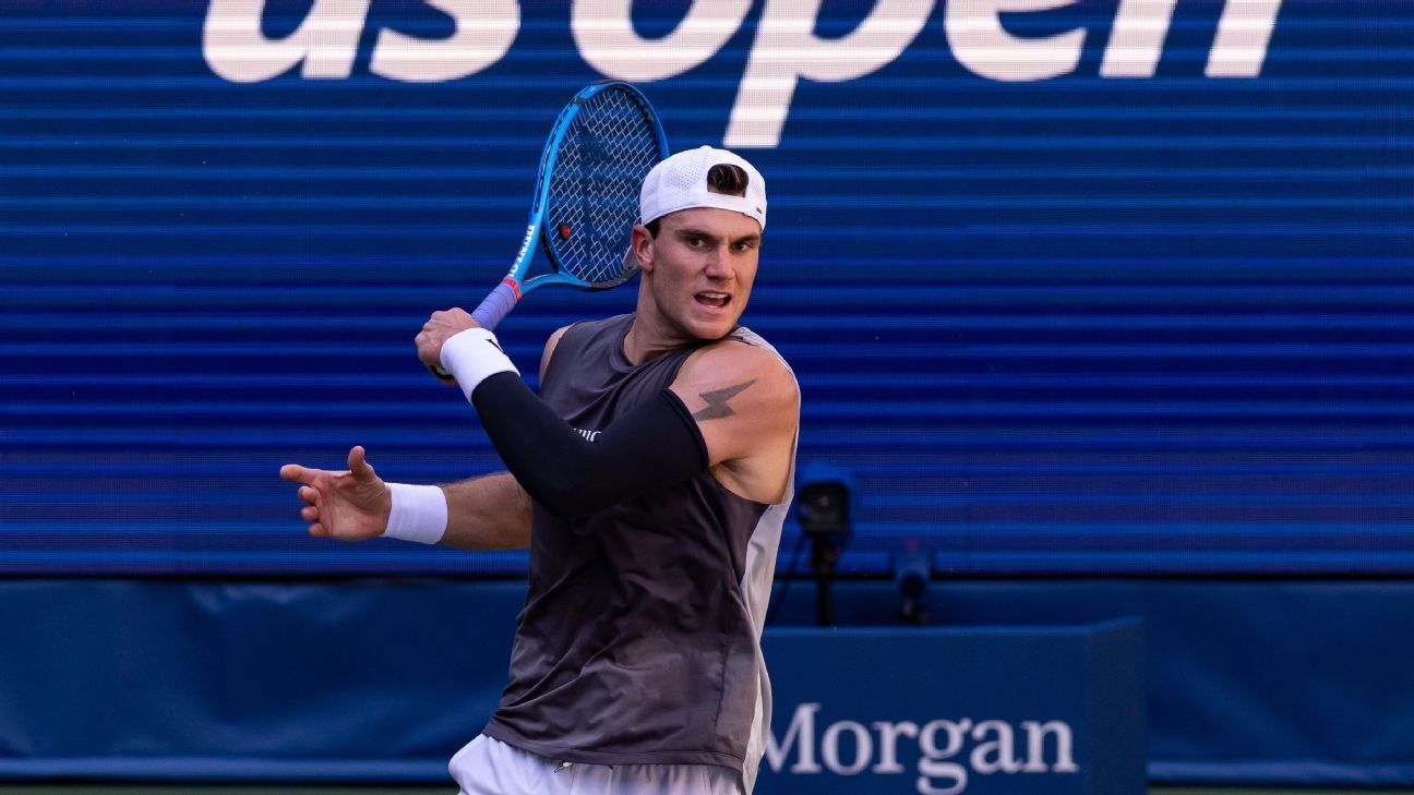 Why some righties play lefty in tennis … and others do the opposite Why some righties play lefty in tennis … and others do the opposite