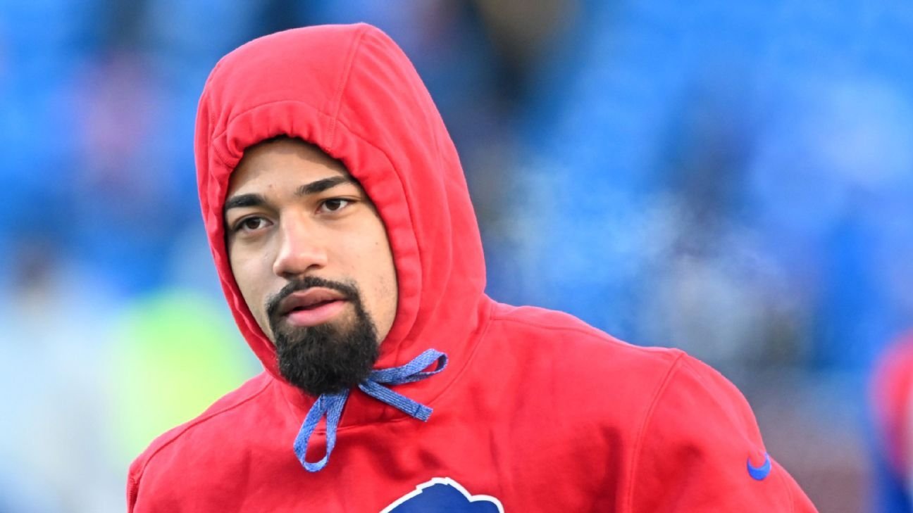 Bills’ Khalil Shakir saves 19 dogs from being euthanized at local rescue Bills’ Khalil Shakir saves 19 dogs from being euthanized at local rescue