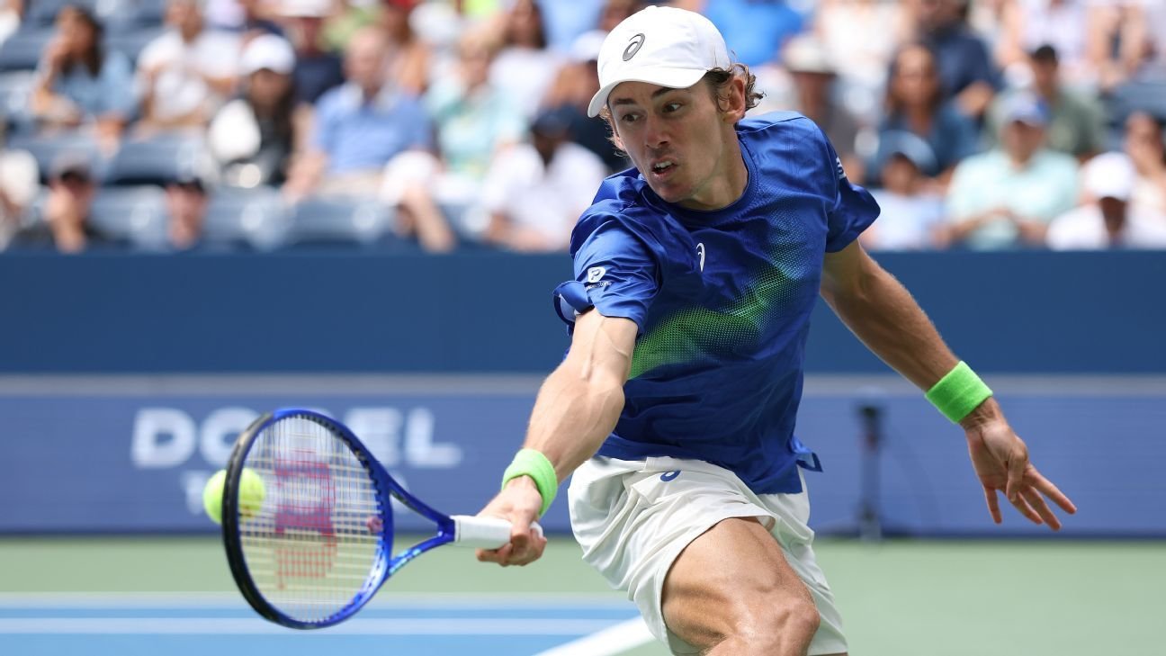 How Alex De Minaur resets for week two of a Slam How Alex De Minaur resets for week two of a Slam