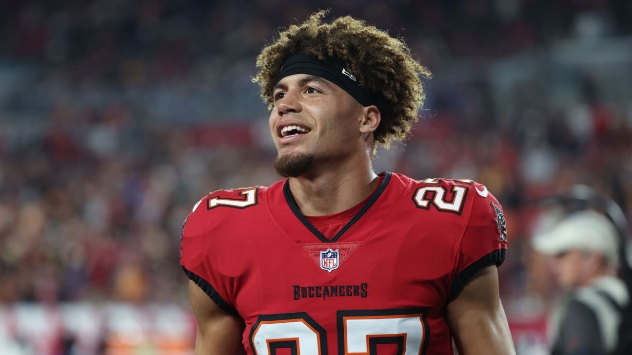 Bucs, CB Zyon McCollum reach 3-year, M extension, agents say